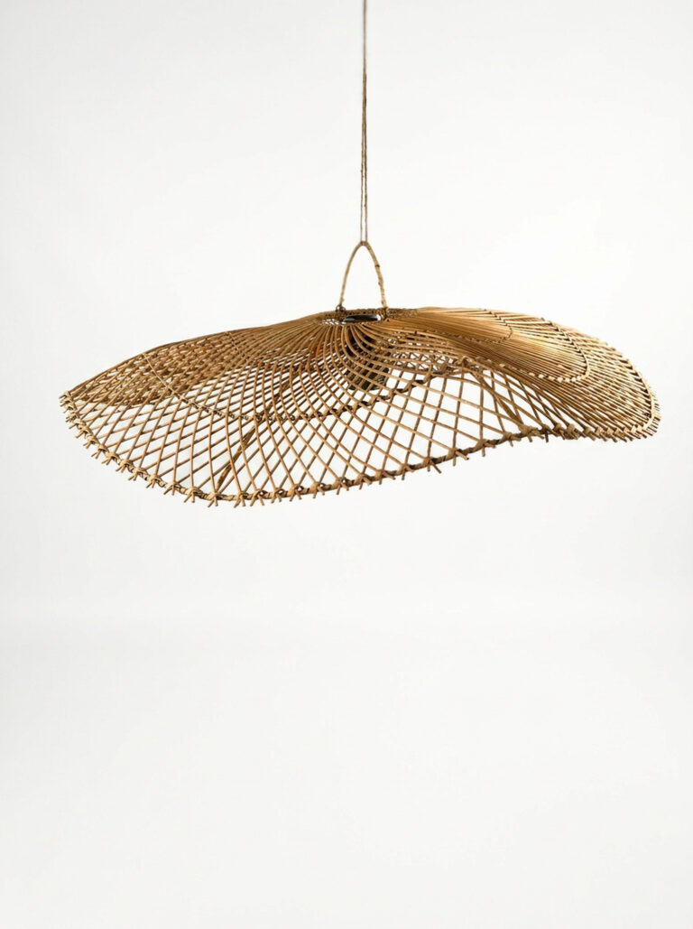 Designerski klosz rattanowy z naturalnego włókna – dekoracyjny element lampy do przytulnych aranżacji